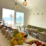 Vireo Πανσιόν 4*