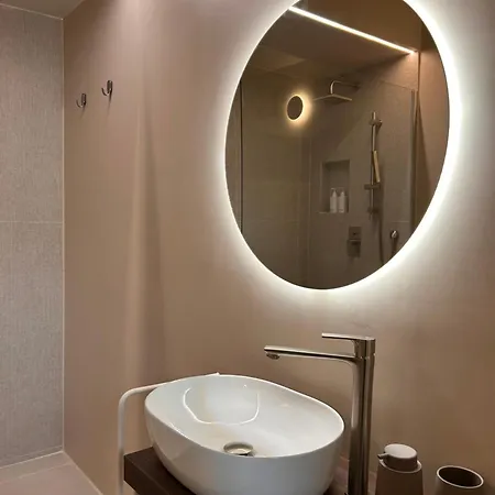 Guest house Vireo